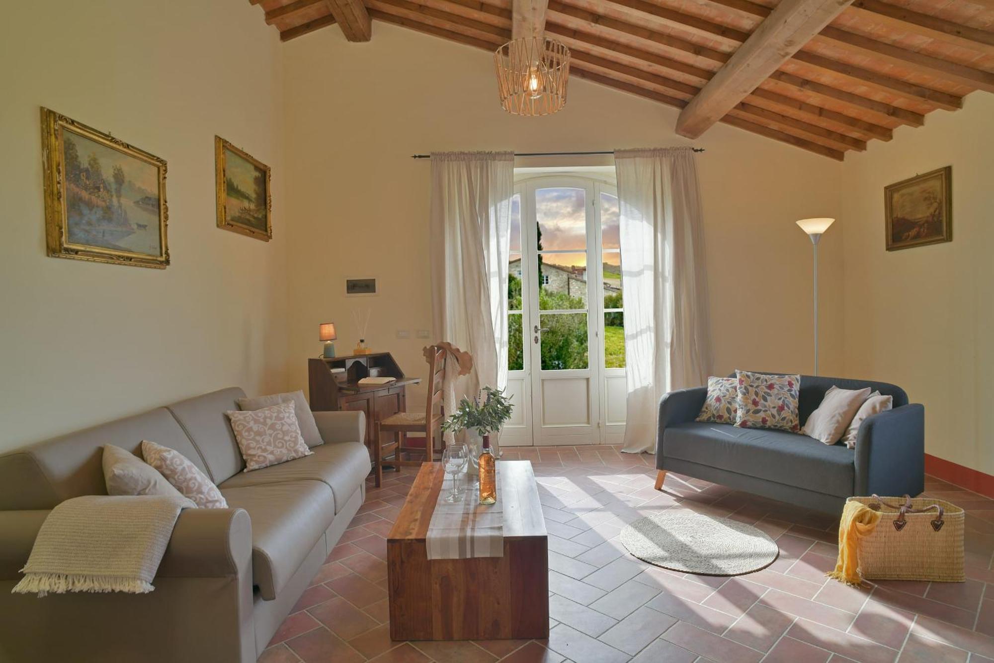 Locanda Le Giunche Guardistallo Bagian luar foto